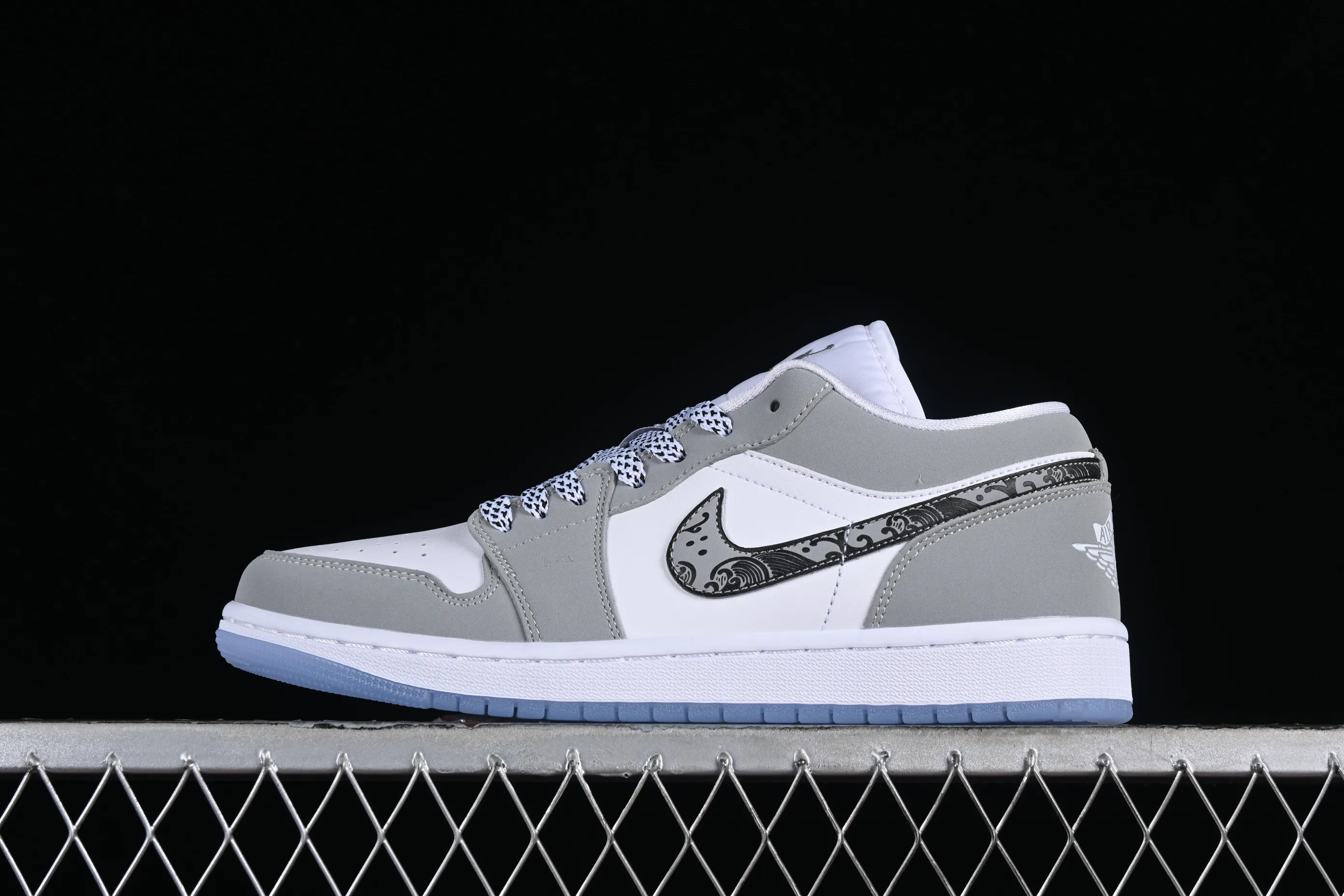 All Categories Air Jordan Jordan Series Basketball Shoes Air Jordan 1 Low Air Jordan 1 Low AJ1 Joe 1 Wolf Gray Low-top Cultural Leisure Sports Shoes DC0774-105
